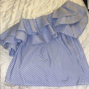 Off shoulders striped top